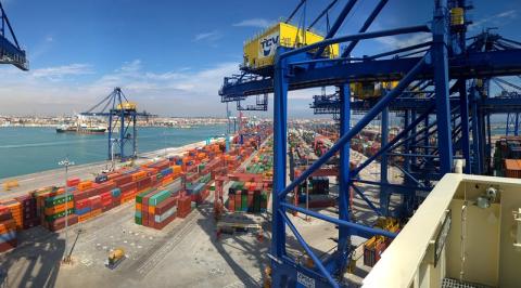 El movimiento de mercancías en los puertos de interés general alcanzó en 2024 más de 557,7 millones de toneladas.